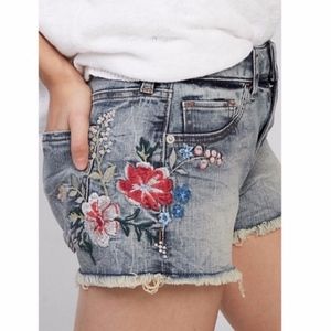 Express Floral Jean shorts